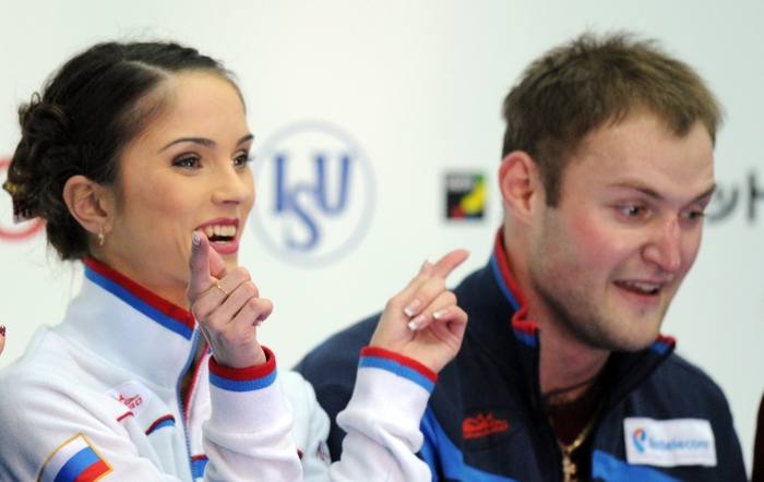 Фоторепортаж о выступлении Веры Базаровой и Юрия Ларионова на сочинском Гран-при. Фото: Julian Finney/Getty Images Фоторепортаж о выступлении Веры Базаровой и Юрия Ларионова на сочинском Гран-при. Фото: Julian Finney/Getty Images